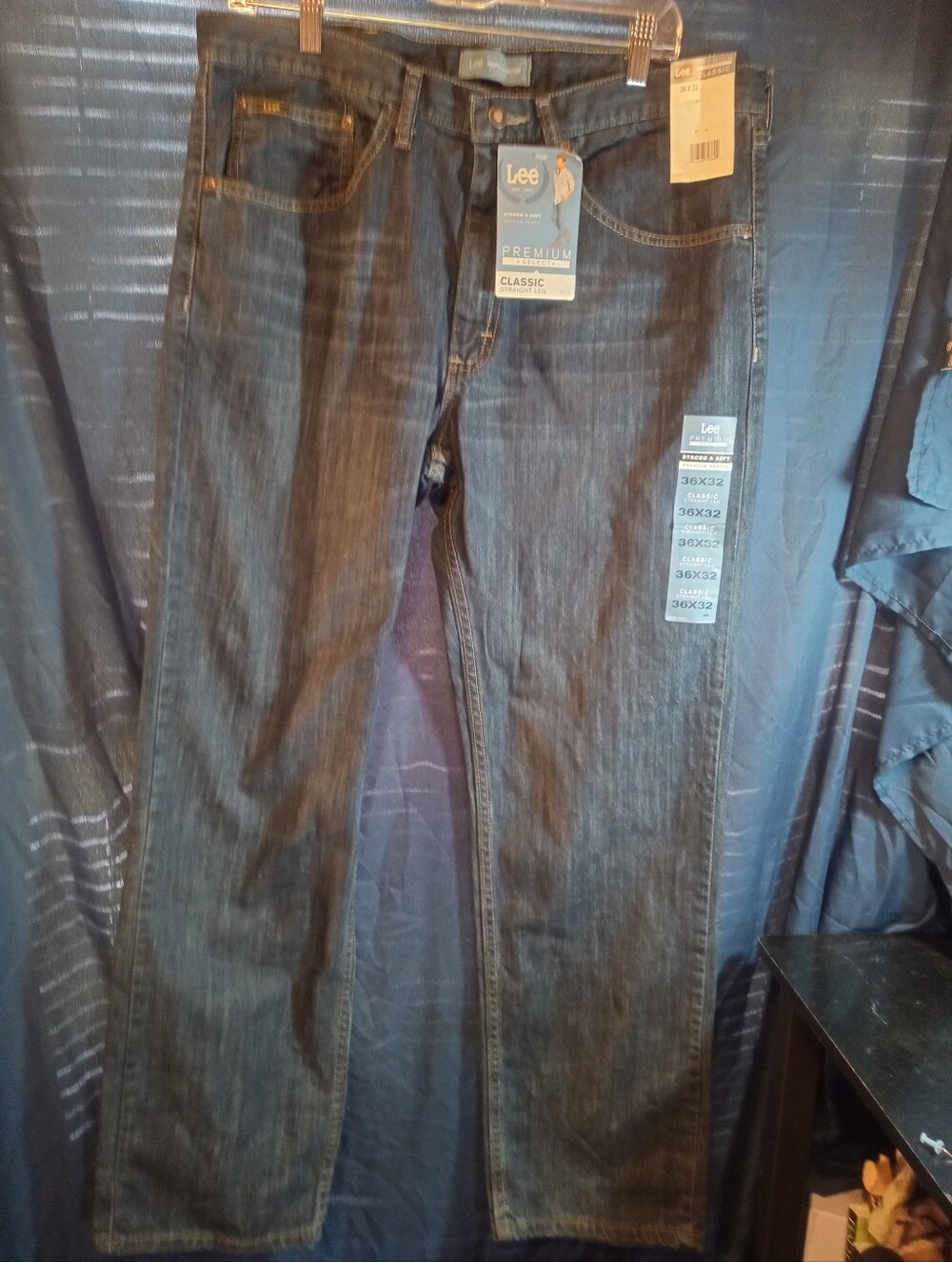 Lee Men's Straight Jeans in Dark Wash Blue